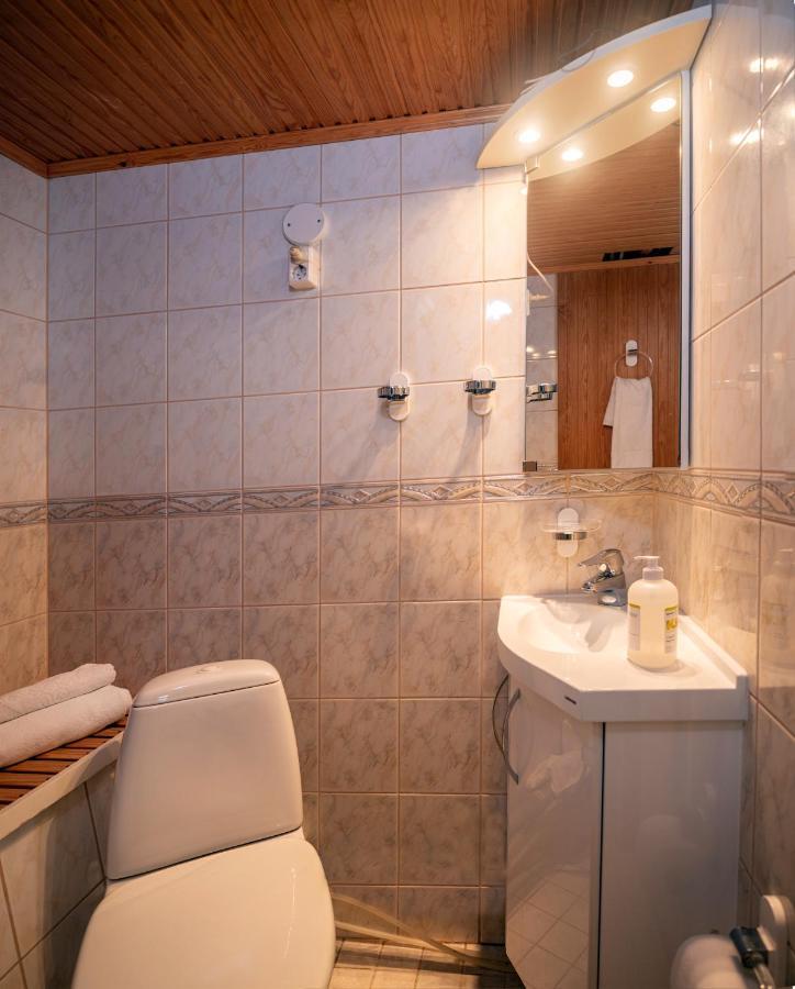 Villa Juhlamenot Oy Soderkulla  Esterno foto